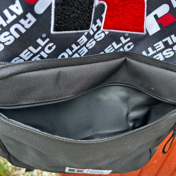 NWT Russell Athletics Backpack Bookbag Color BLack And Red Laptop Sleeve - Picture 3 of 12